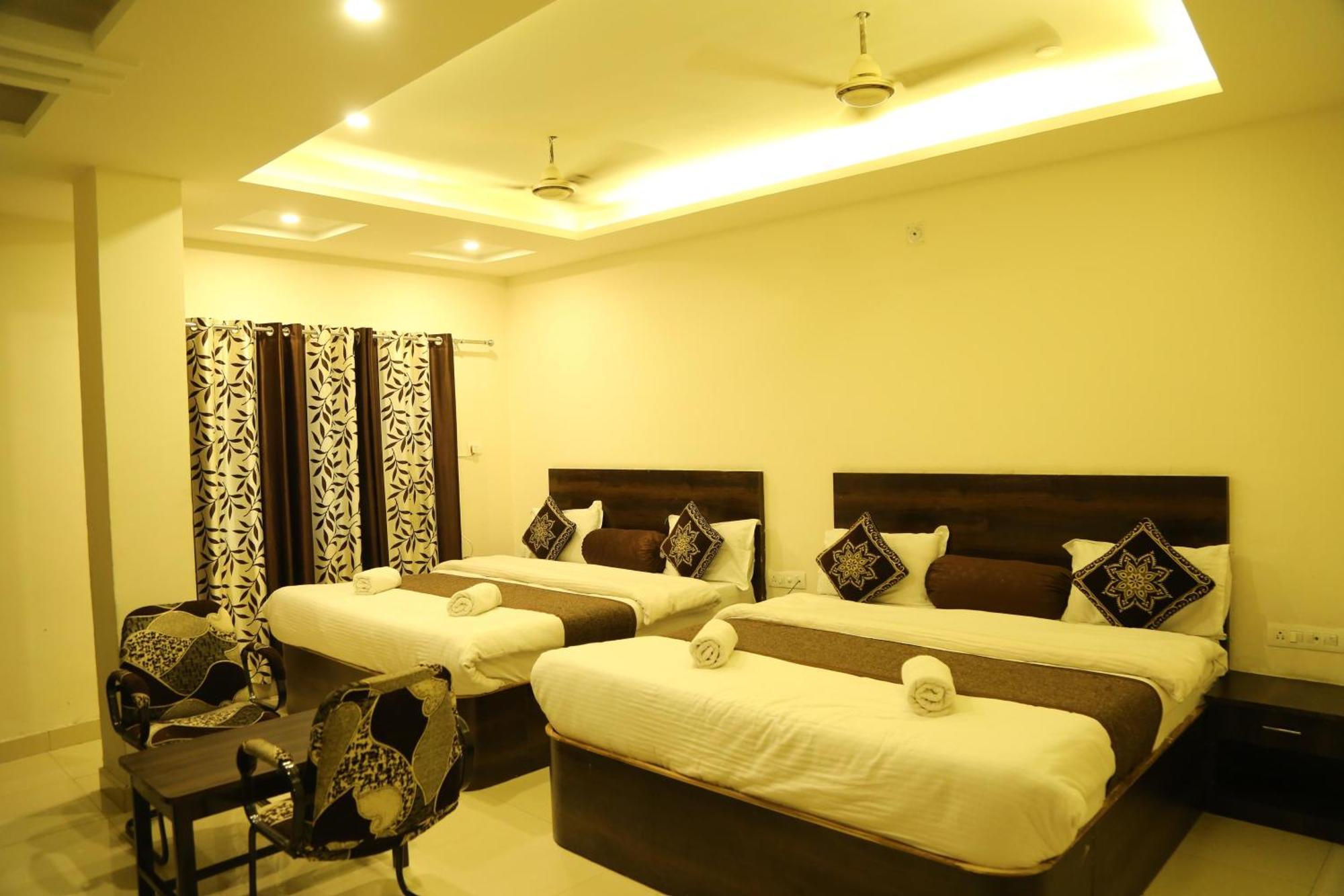 Hotel Krishna Palace Udaipur Bagian luar foto