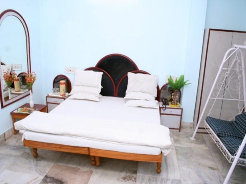 Hotel Krishna Palace Udaipur Bagian luar foto