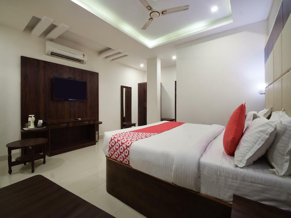 Hotel Krishna Palace Udaipur Bagian luar foto
